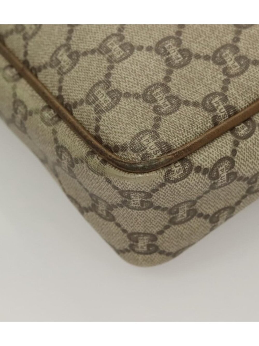 GUCCI GG Plus Supreme Clutch Bag PVC Beige Gold - Picture 14 of 16